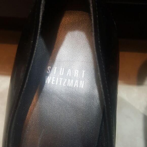 STUART WEITZMAN Patent Leather Bow Heels -… - Picture 3 of 5